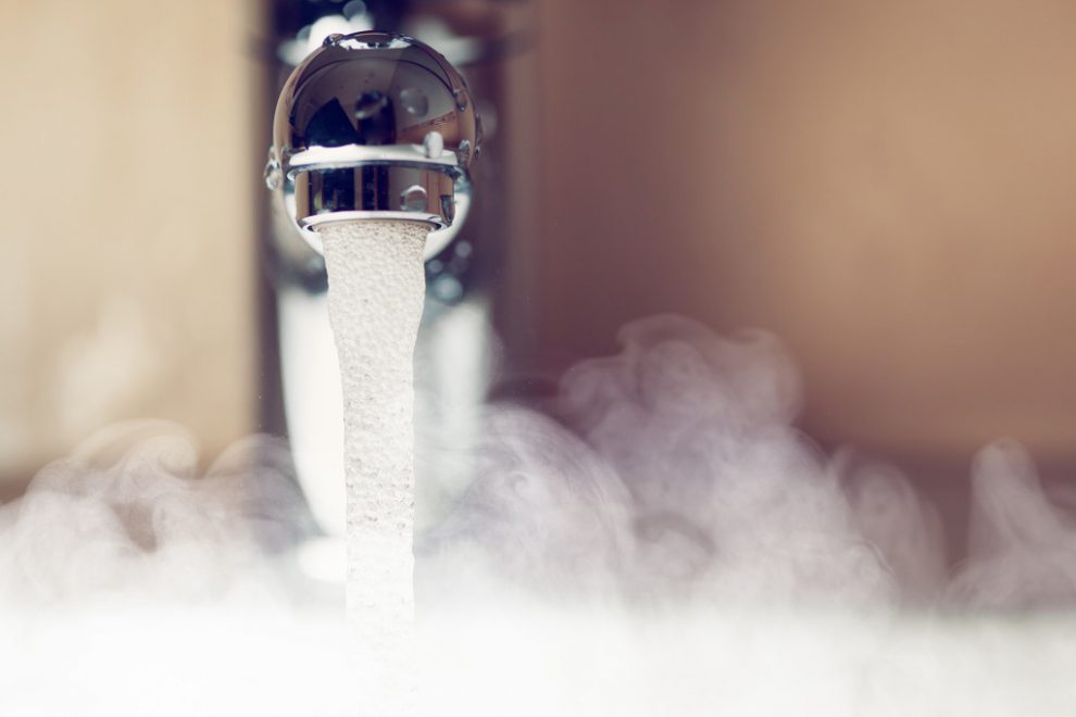 acqua calda non esce